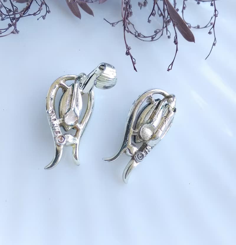 Vintage Jewelry 西洋古董飾品 EMMONS 銀色調 七彩馬眼 夾式耳環