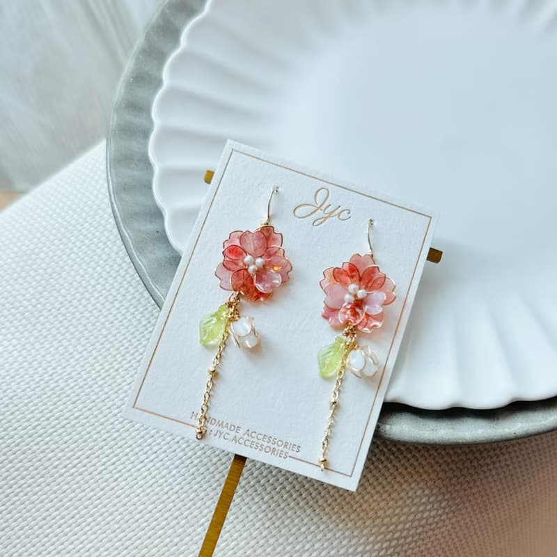 【桜 Sakura】- 山櫻系  手作樹脂水晶花耳環 無痛耳夾 uv飾品