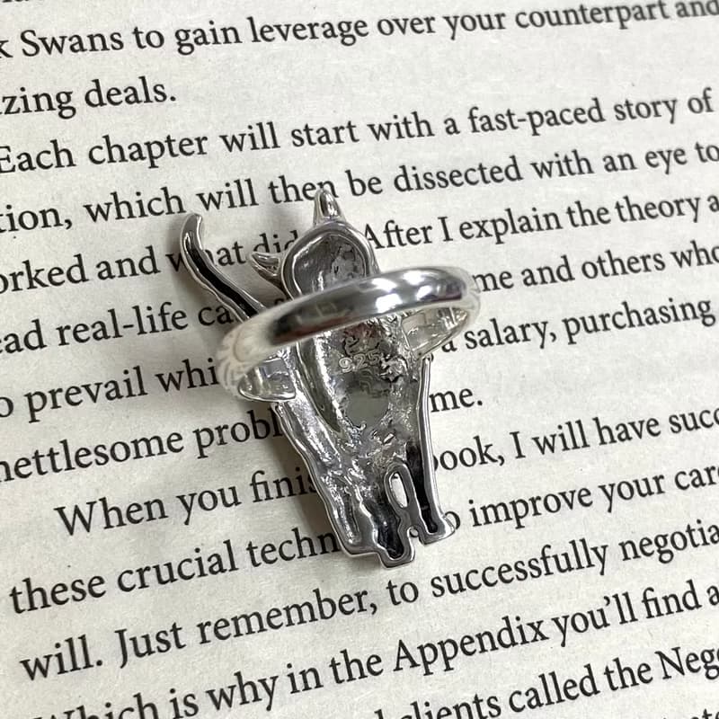 Art Nouveau Style Cat Ring with Emerald Stone 925 Sterling Silver