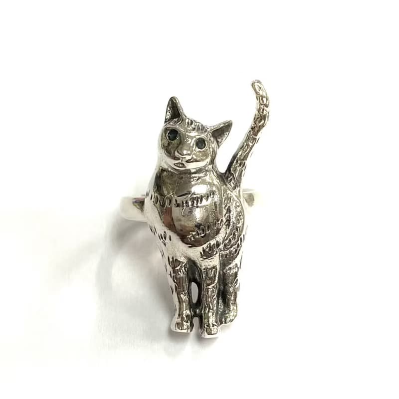 Art Nouveau Style Cat Ring with Emerald Stone 925 Sterling Silver