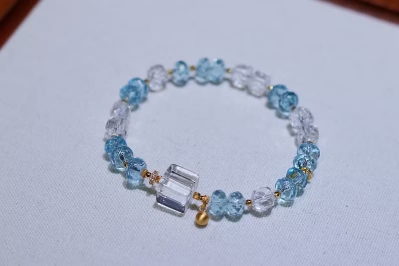 天然藍托帕手鏈搭配白水晶方糖藍色水晶手鏈五行補水情侶禮物輕奢