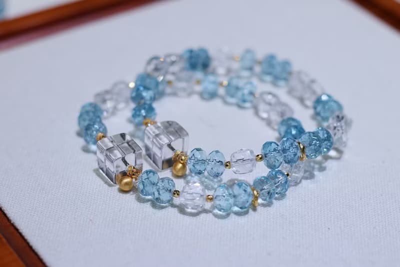 天然藍托帕手鏈搭配白水晶方糖藍色水晶手鏈五行補水情侶禮物輕奢