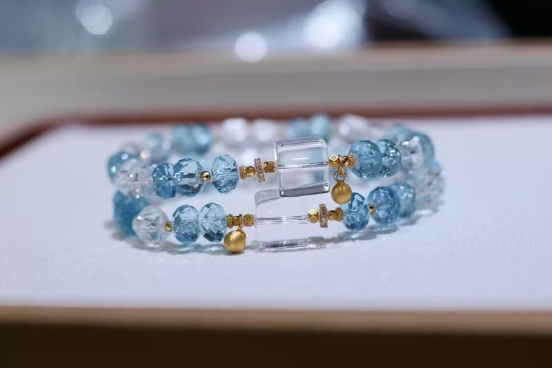 天然藍托帕手鏈搭配白水晶方糖藍色水晶手鏈五行補水情侶禮物輕奢
