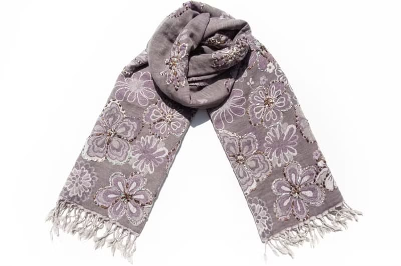 喀什米爾Cashmere/水煮羊毛披肩/針織圍巾/刺繡圍巾/羊絨披巾-花