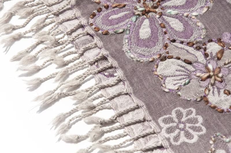 喀什米爾Cashmere/水煮羊毛披肩/針織圍巾/刺繡圍巾/羊絨披巾-花
