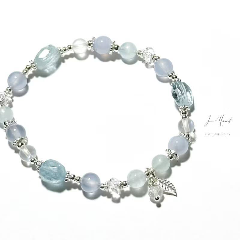 漫步雲端-原礦海水藍寶.藍紋瑪瑙.月光石.-純銀設計手鍊
