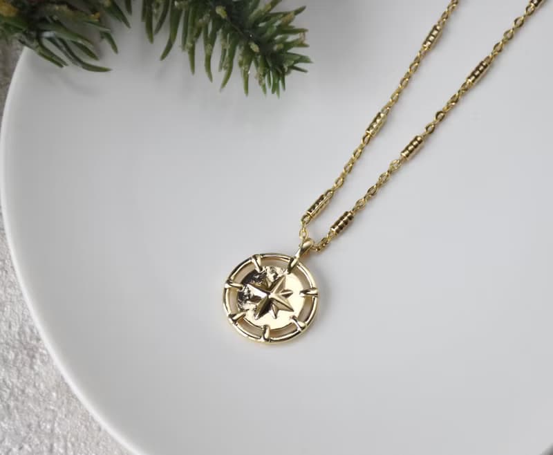 【秋冬新品】立體五芒星鎖骨鍊