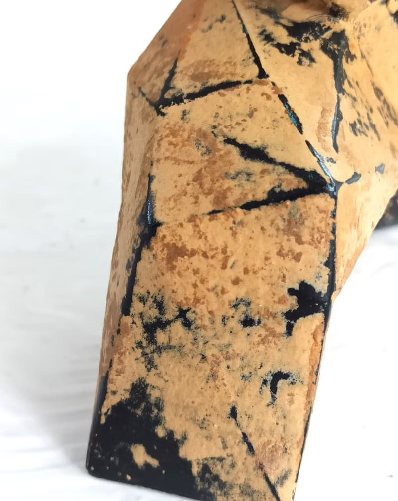 情人節禮物/中國功夫雕塑/手繪土黃色.太極.攝影道具.藝術品.擺件