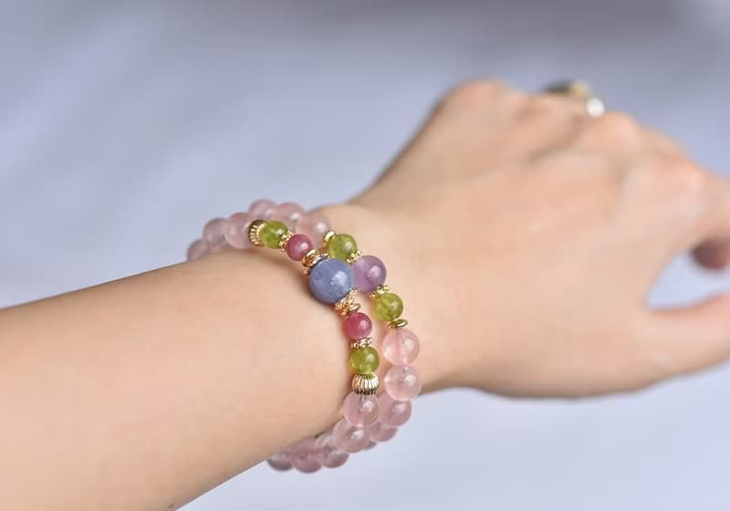 粉晶+橄欖石+丹泉石+桃紅碧璽+薰衣草紫水晶鍍金手鍊