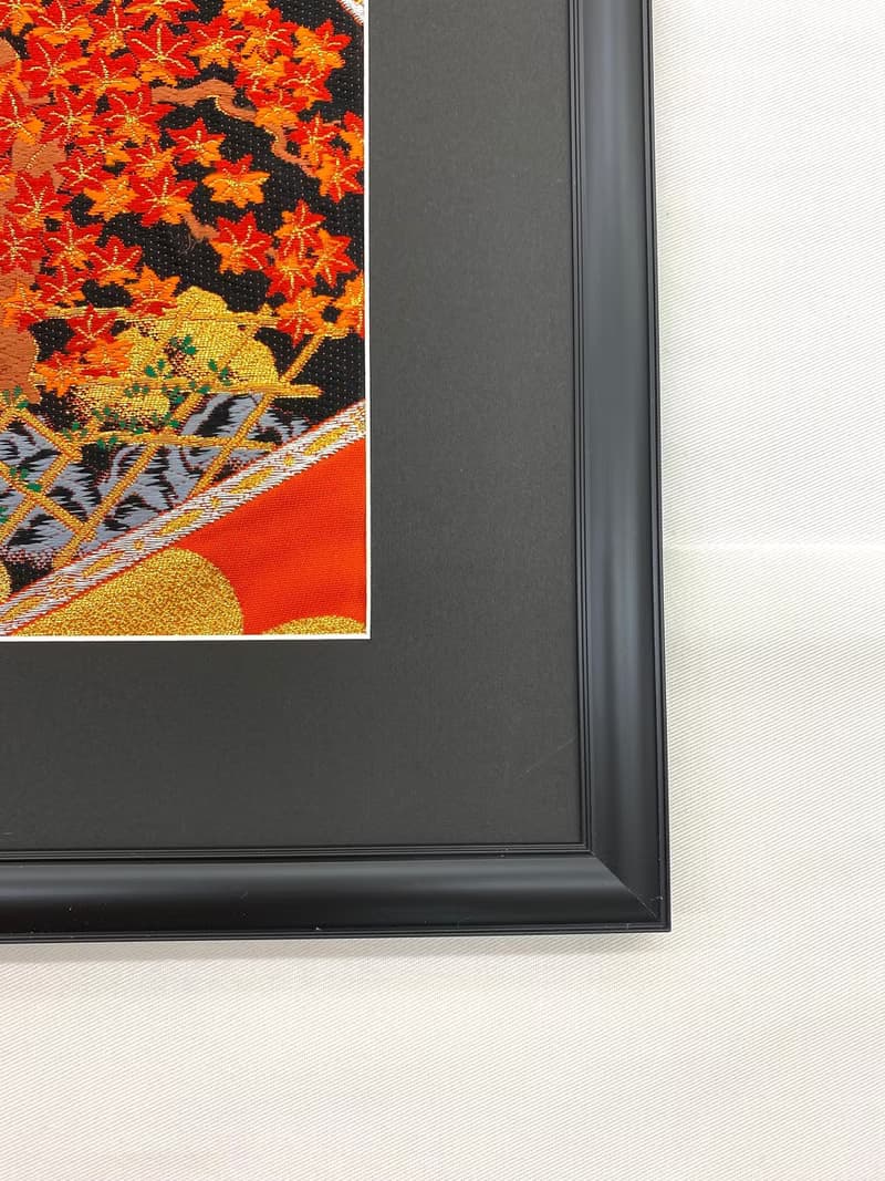 色打掛からつくるアートパネル　vintage 刺繍着物 和モダン 和風インテリア プレゼント 模様替え 縁起物 額装インテリア　61
