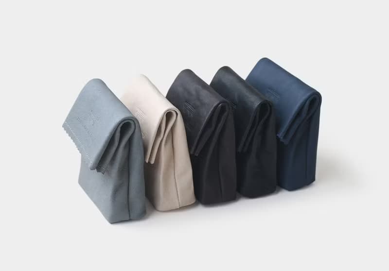 paper key pouch : black