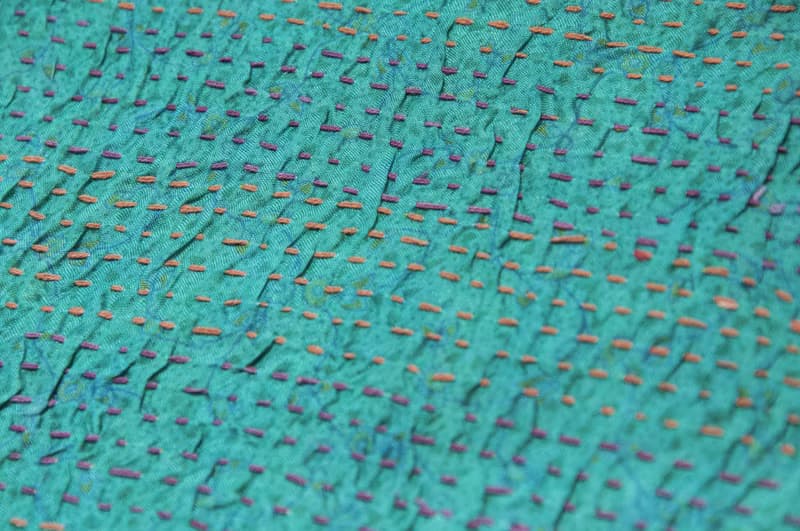 刺繡絲巾/絲綢刺繡圍巾/手縫紗麗線絲巾/印度絲綢刺繡圍巾-撞色風
