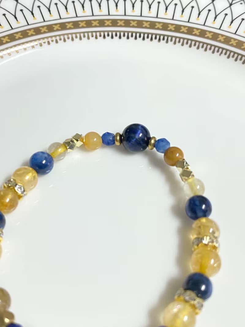 【那芙蒂蒂的驚艷】藍晶石 鈦晶 水晶手鍊