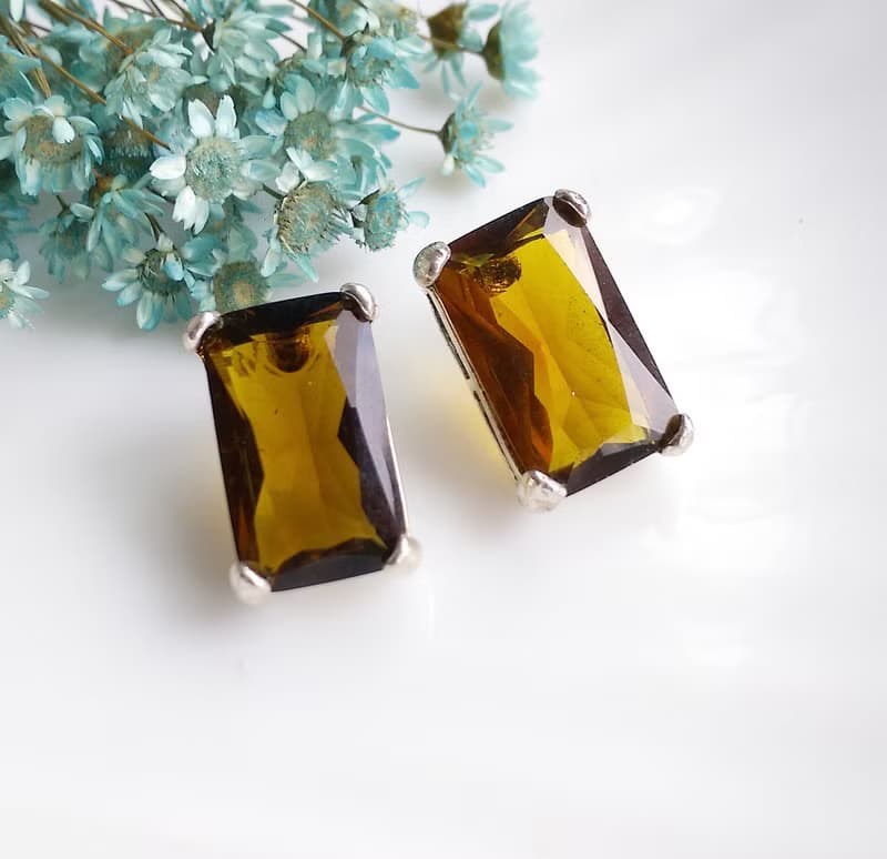 Vintage Jewelry 西洋古董飾品 AVON 琥珀色調 簡約方鑽 針式耳環