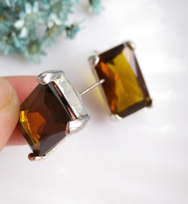 Vintage Jewelry 西洋古董飾品 AVON 琥珀色調 簡約方鑽 針式耳環