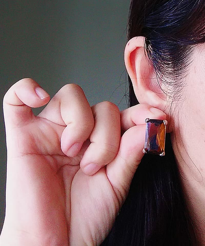 Vintage Jewelry 西洋古董飾品 AVON 琥珀色調 簡約方鑽 針式耳環
