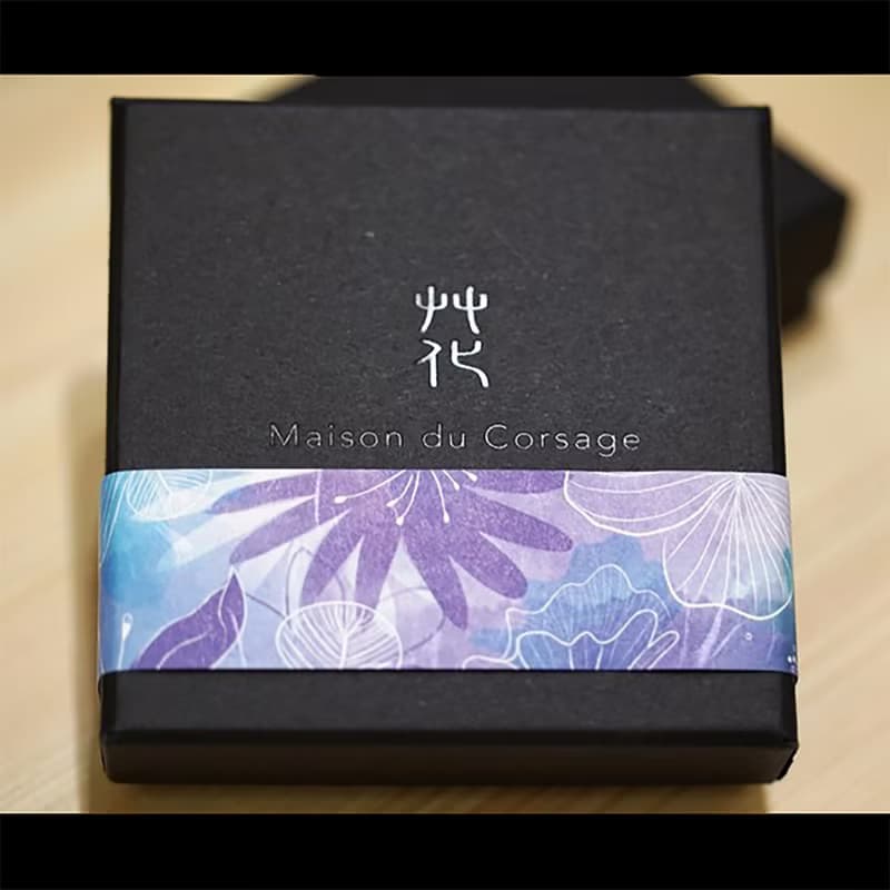 Kaitlyn 百花香水調閃耀淺紫紗花長耳環