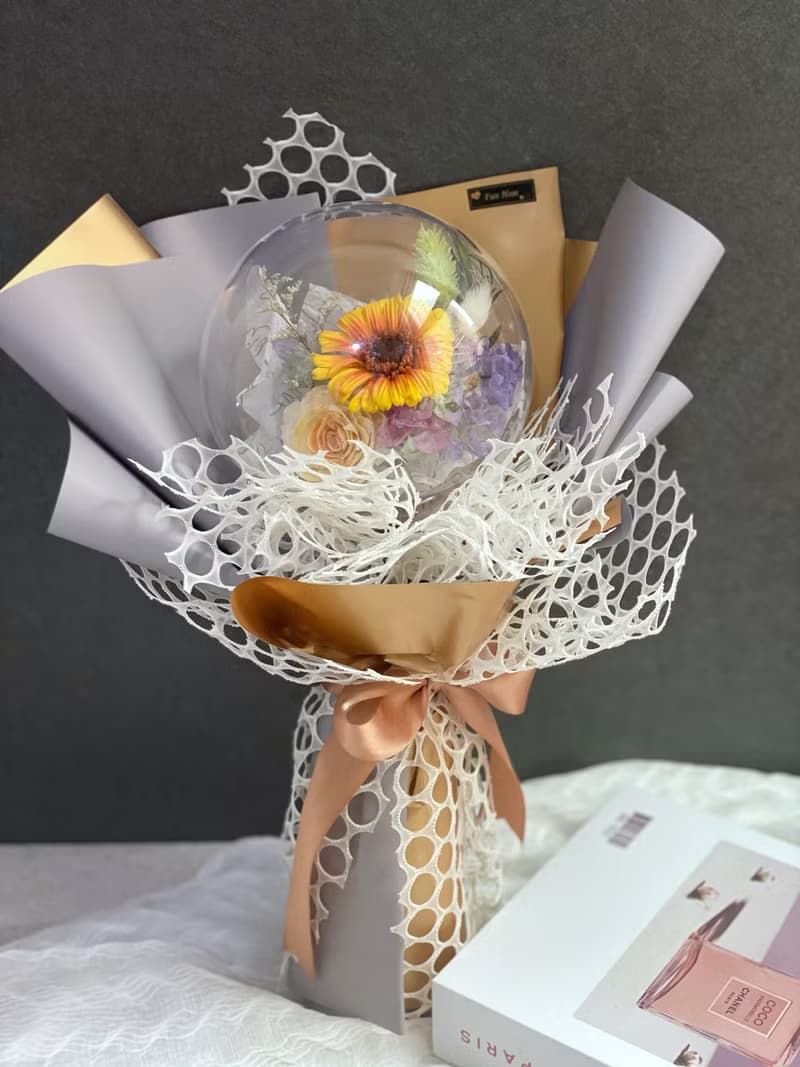 向日葵花束 不凋花 乾燥花 波波球花束  畢業花束 生日花束