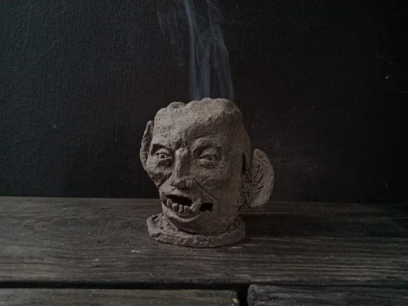 石像鬼雕像 (高10.5cm 雕塑 薰香錐 香錐罩 塔香罩 詭異)