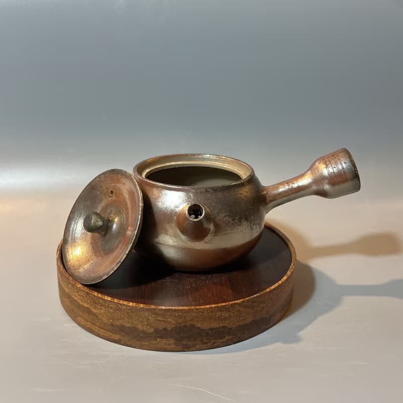柴燒古銅金側把茶壺 / 小平凡手作