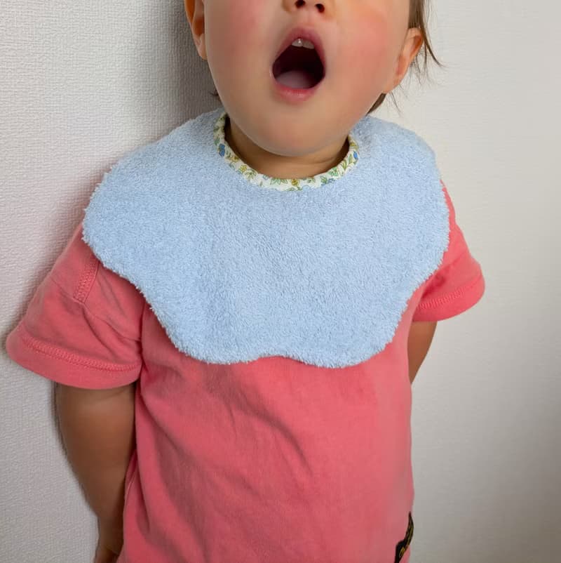 タオルとガーゼのリバーシブルスタイ　出産祝いギフト