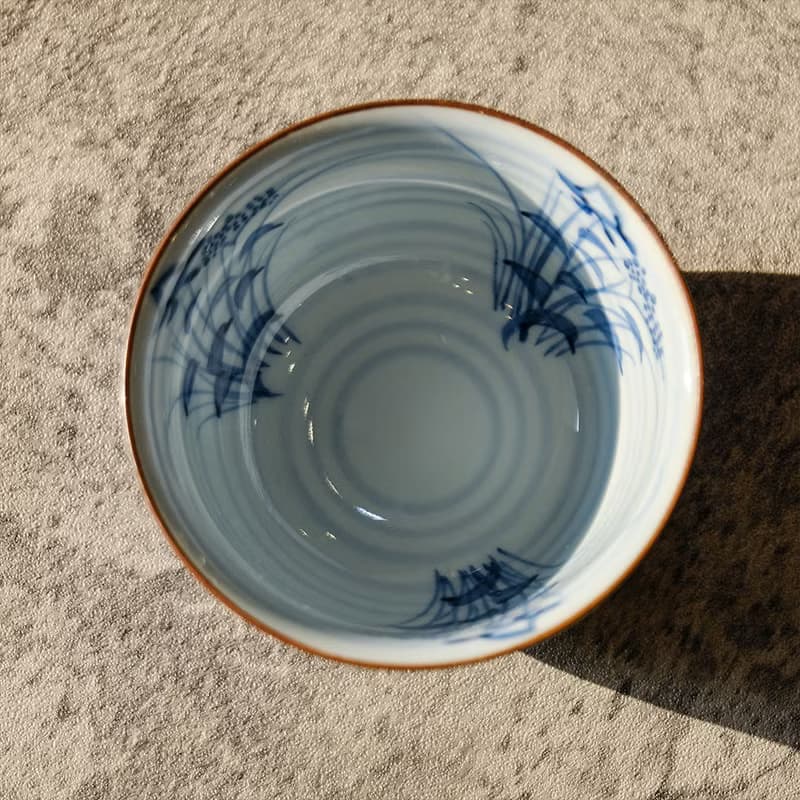 【日本古美術】霽藍釉 秋草紋 煎茶杯