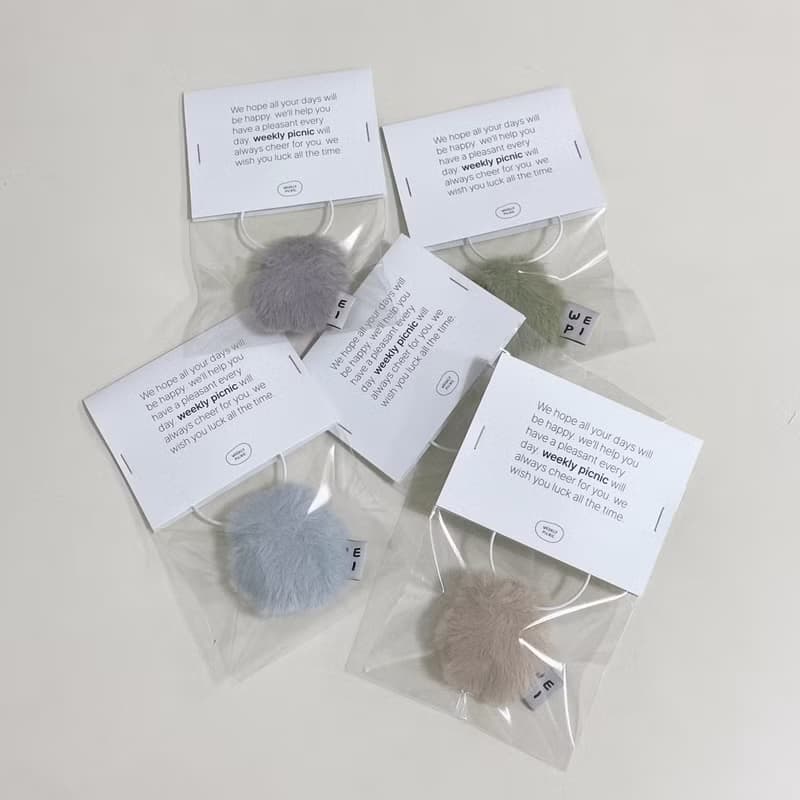 Micro greenery key ring (5X5cm) /handmade fur mini doll present charm miniature