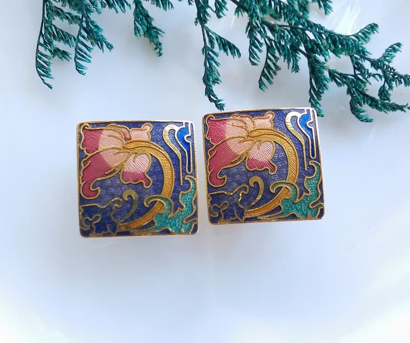 【西洋古董飾品 】景泰藍 藍底花卉 神話世界 夾式耳環