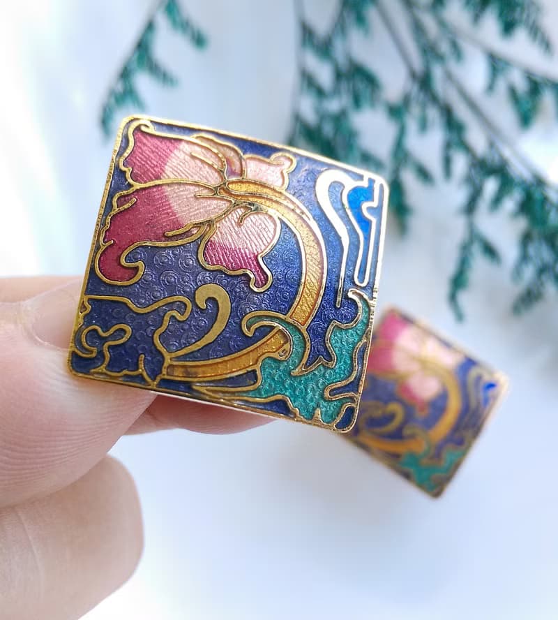 【西洋古董飾品 】景泰藍 藍底花卉 神話世界 夾式耳環
