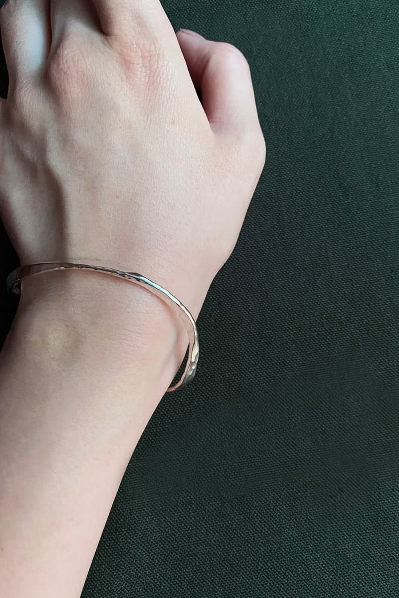純銀鍛敲波紋手環