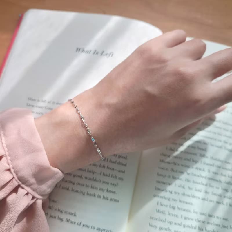 漫光。閃爍光感白鋼極細手鍊  不怕水不變色防過敏