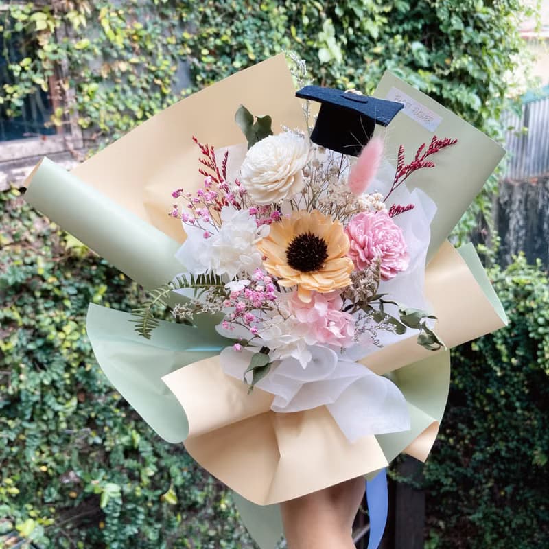 撞色畢業小太陽花束 可滴精油噴香水/乾燥花/畢業花束/畢業禮物