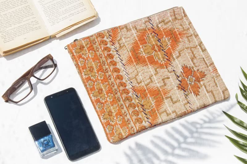 i-pad刺繡收納包 平板電腦包 手工刺繡i-pad包 iPad皮套-沙漠旅行
