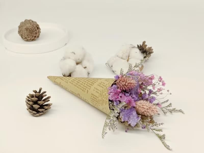 乾燥花甜筒小花束-經典版 迷你甜筒 交換禮物 婚禮小物  探房禮