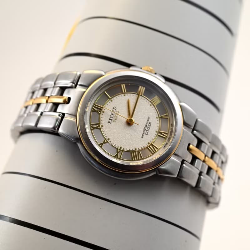 CITIZEN EXCEED EURO レディース腕時計 高精度クォーツ シルバー文字盤 3330-C80487 コンビカラーベルト 手錶