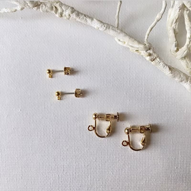 ギミックピアス・イヤリング【ライトグリーン】