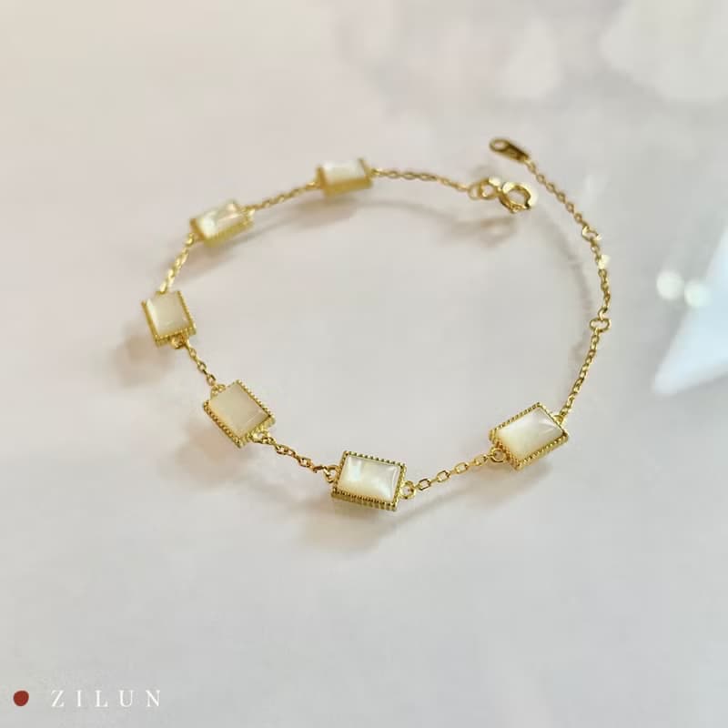 │輕珠寶│奶油蛋糕 • 白蝶貝 • 純銀手鍊 • 925silver