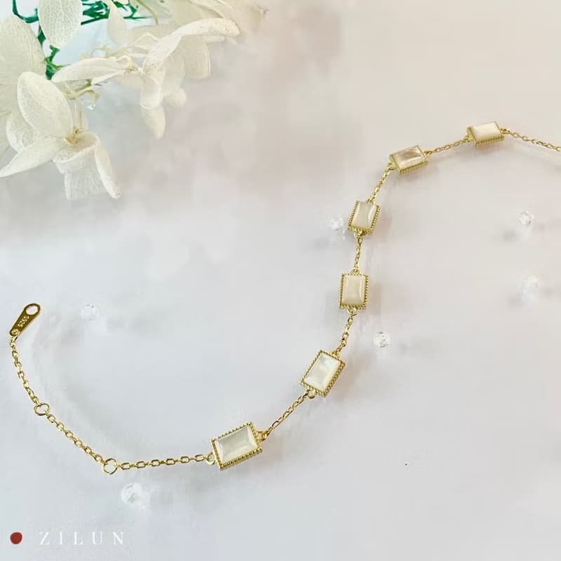 │輕珠寶│奶油蛋糕 • 白蝶貝 • 純銀手鍊 • 925silver