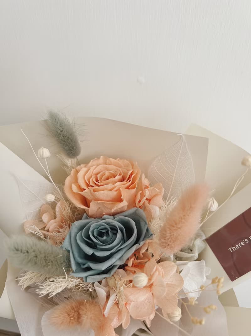 【永生玫瑰花花束】• 情人節/永生玫瑰花/永生玫瑰花花束/玫瑰花