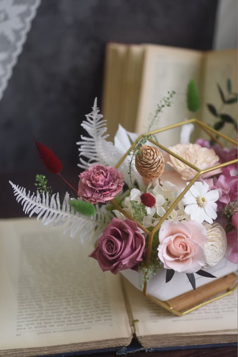 開幕盆花 榮升賀禮 喬遷花禮 永生花花禮  乾燥花禮 嫣紅