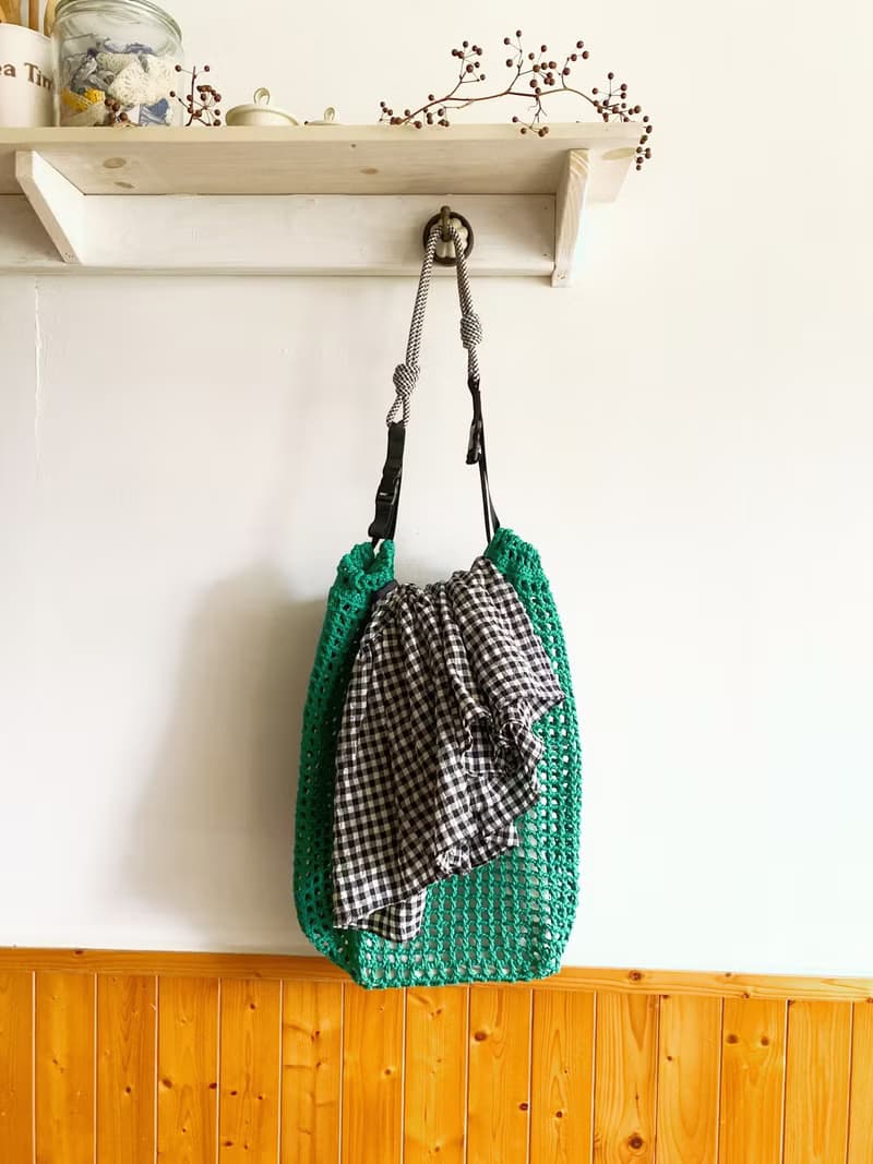 【好日手作】Handmade。手工韓國棉線編織鏤空郵差綠斜背大包