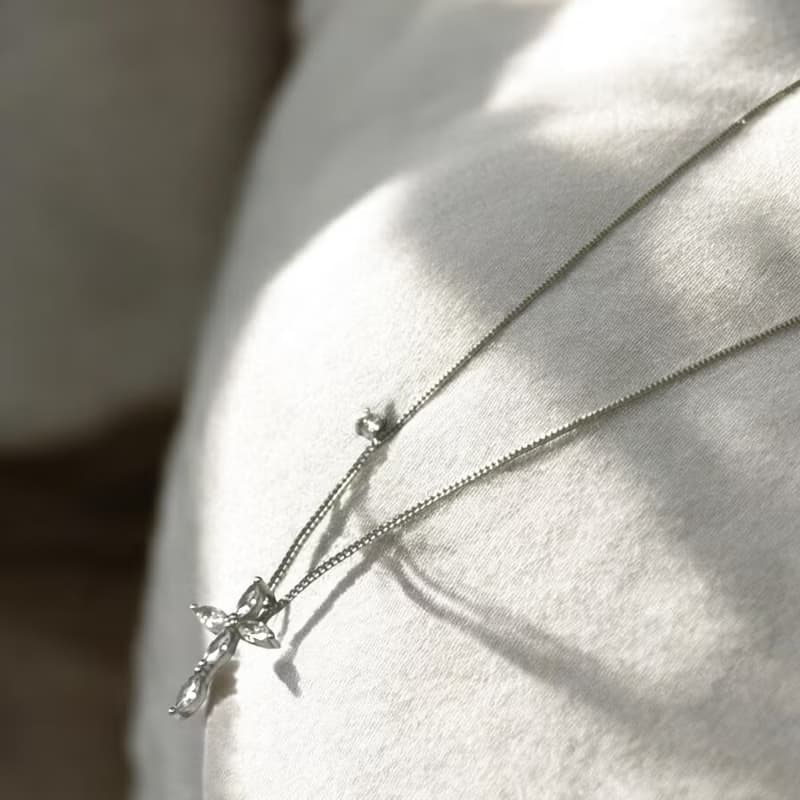 Giftest 純銀鍍18K金/真諦之翼-銀 可洗澡基督教十字架項鍊N104