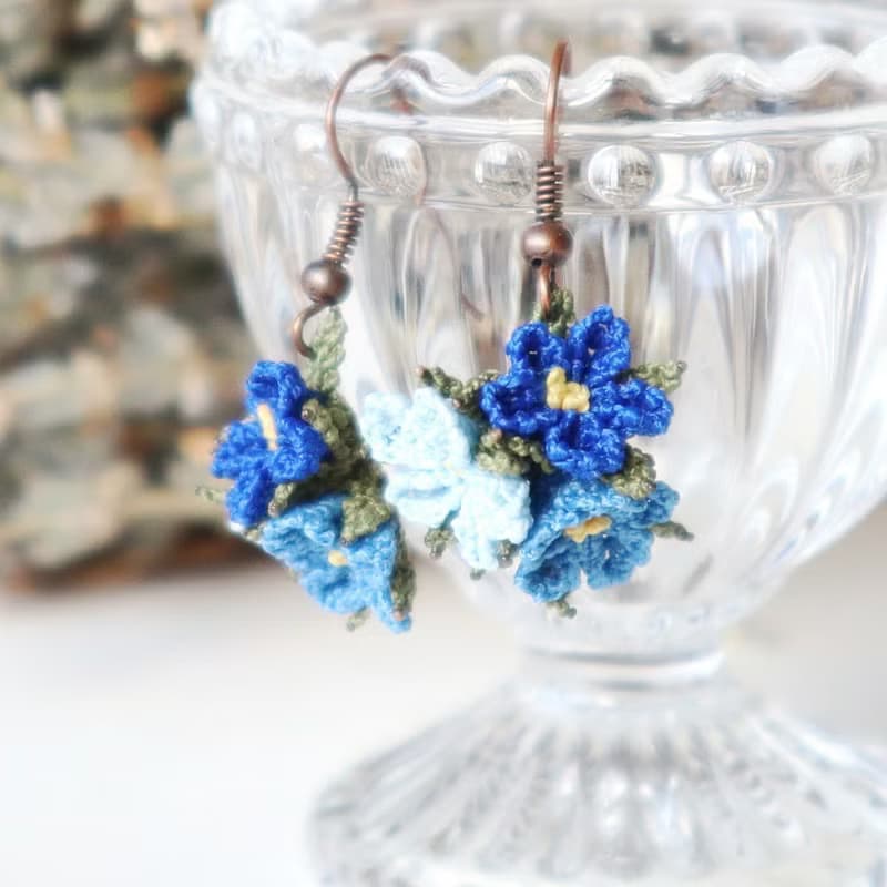 PREMIUMレースのピアス【ブーケ】オーシャンブルー