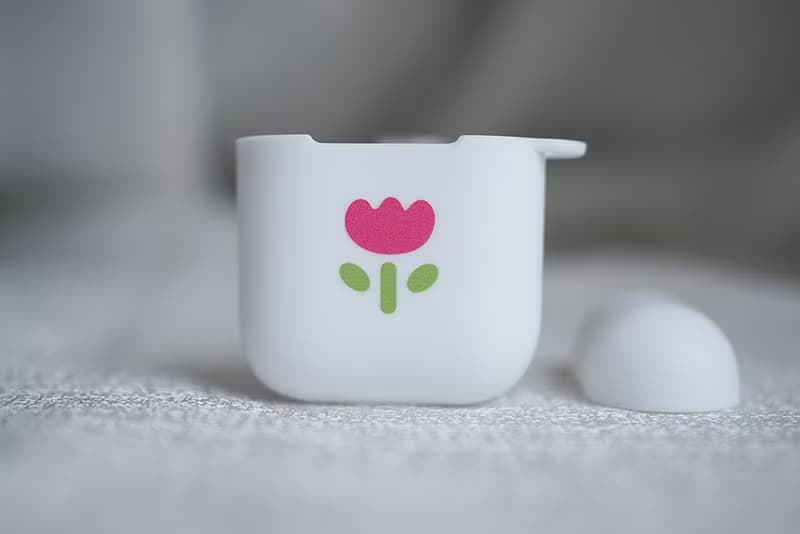 療愈系小花AirPods 1/2/3/Pro TPU收納盒 白色保護套 可來圖定製