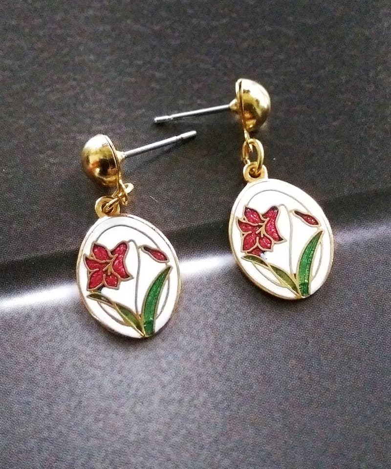Vintage Jewelry 西洋古董飾品 景泰藍 清新 白底 花卉 針式耳環
