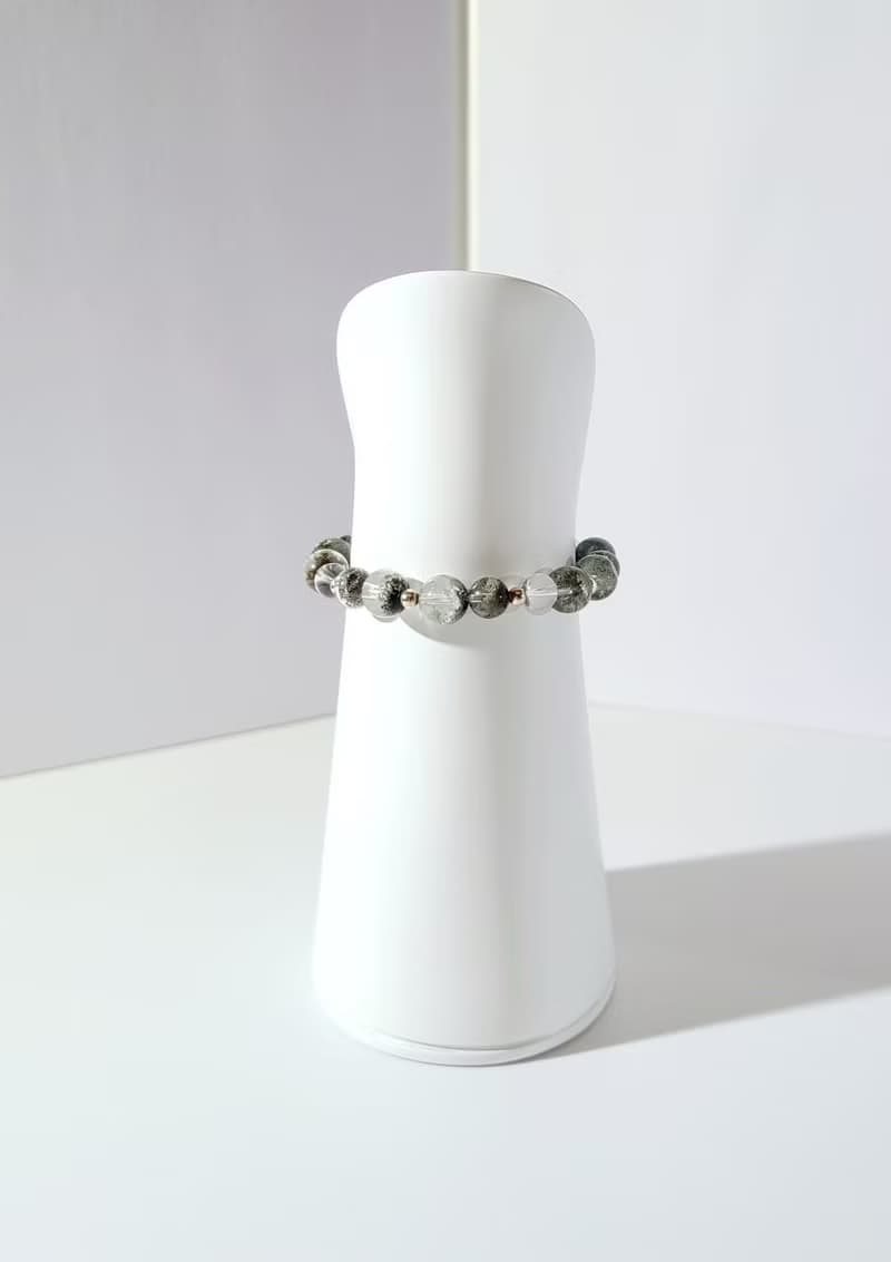 清新氣質 - 天然聚寶盆綠幽靈/白水晶手鍊