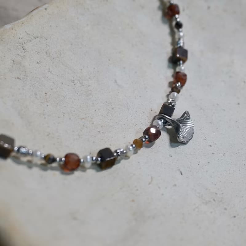 ll 秋語銀杏葉天然石手鍊 ll 虎眼石 橙石榴石 淡水珍珠 手鍊