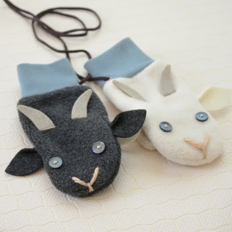 【こども用】白やぎ黒やぎミトン ブルー 手袋