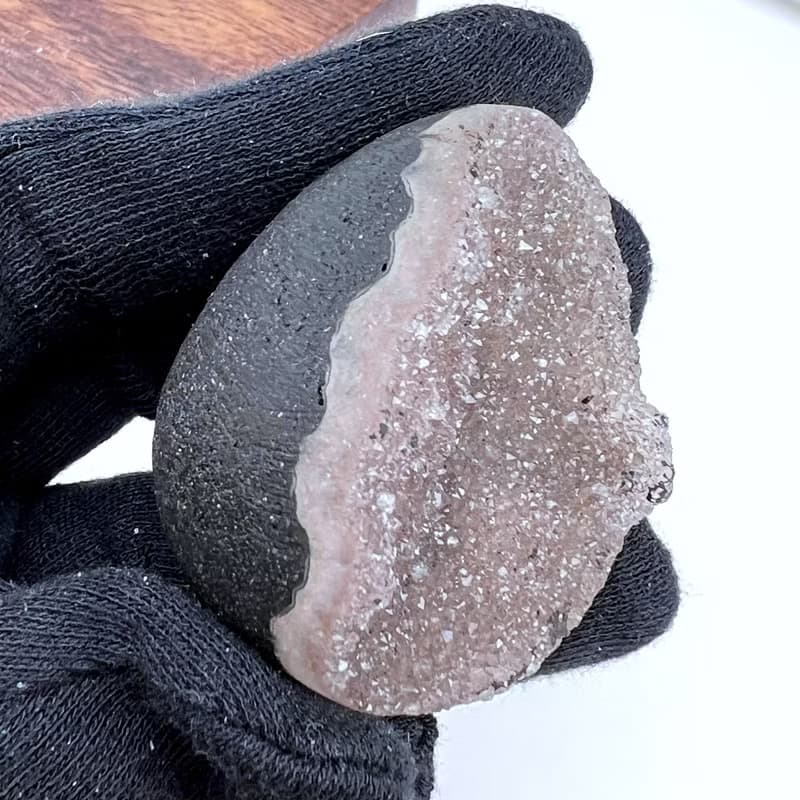 粉紫。 一圖一物 辦公療癒 貴人 招財 蛋蛋 l 粉紫彩晶 恐龍蛋 l