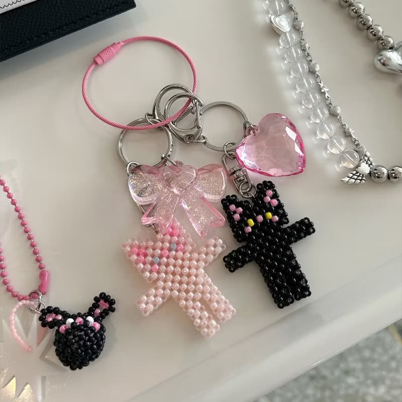 Pink gomyammi cat beads keyring keychain
